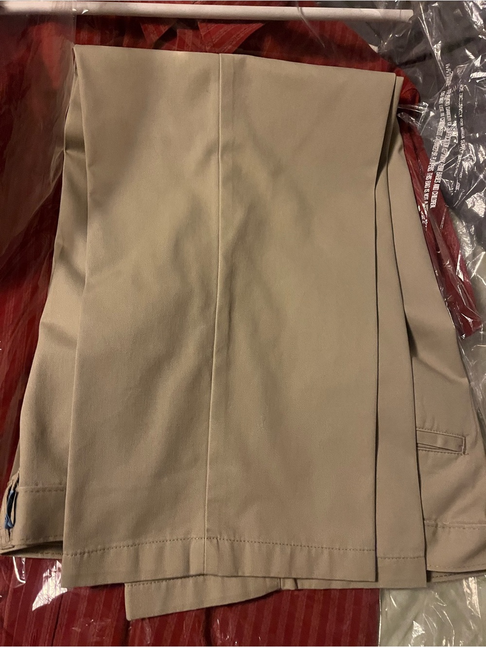Men's khakis - Picture 3 of 5